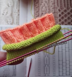 Рюши - идеальное украшение для пары носков