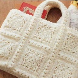 Нежная летняя сумочка из мотивов