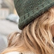 Шляпка спицами