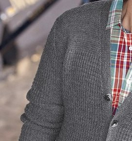 Мужской кардиган на пуговицах