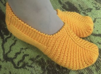 Красивые тапочки спицами