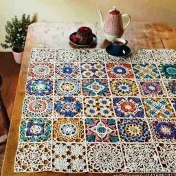 Скатерть или плед из квадратов крючком