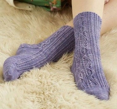 Вязаные носки «Eula» от дизайнера Rachel Coopey