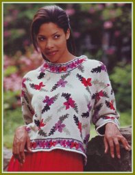 Цветочный жаккард в джемпере спицами