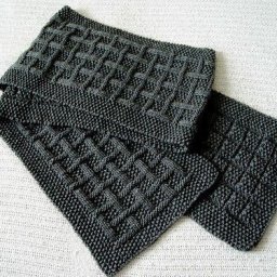 Мужской шарф с вафельным узором