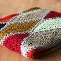 Плед из ромбов