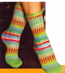 Разноцветные носки со спиральной пяткой