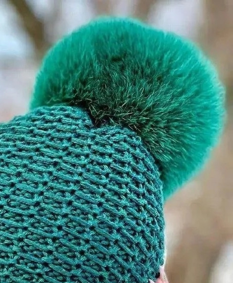 Шапка из бобинного мериноса