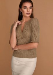 Нежная кофточка спицами