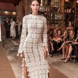 Роскошный квадратный мотив крючком