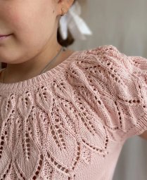 Узор круглой кокетки спицами