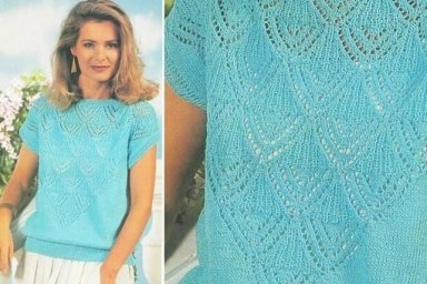 Голубая кофточка с ажурной отделкой