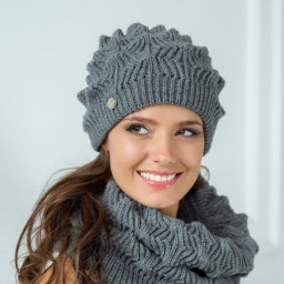 ​Комплект шапка и снуд красивым узором