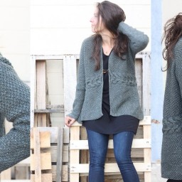 Кардиган с широкой косой, связанный спицами поперек