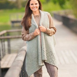 Вяжем серую накидку