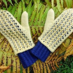 Двойные варежки спицами