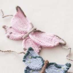 Вяжем бабочку с объемными крыльями