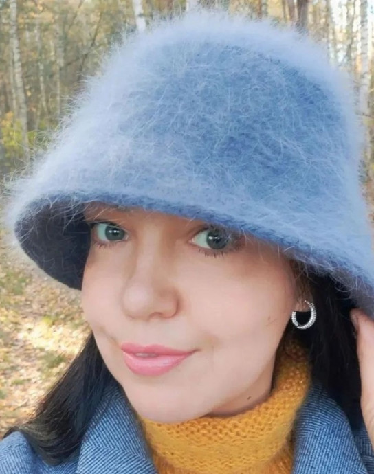 Трендовая меховая панама из пряжи пух норки