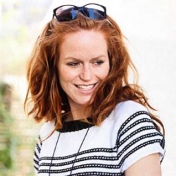 Милый черно-белый пуловер для женщины