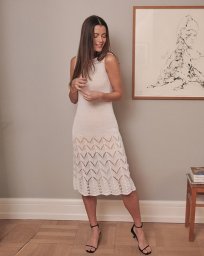 Изящное платье А-силуэта