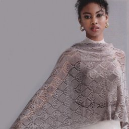 Тонкий изящный палантин спицами