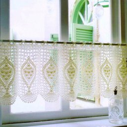 Занавеска в филейной технике