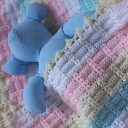 Нежный детский плед