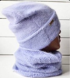 Шапка-бини, связанная спицами — это та самая база, которая никогда не выходит из моды