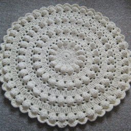 Коврик, связанный крючком