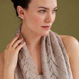 Узор "Наложенные листья" спицами