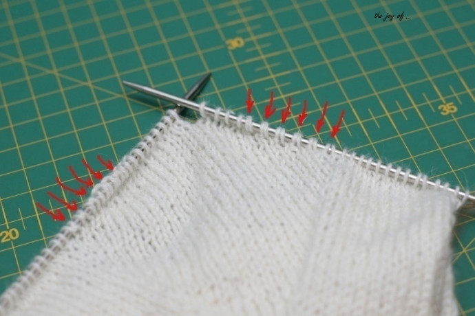 Миленькие короткие носочки на лето спицами