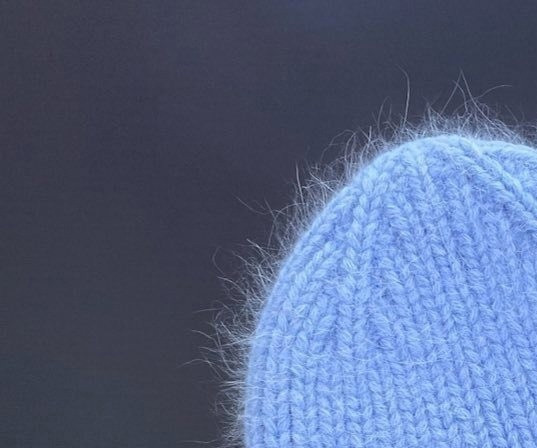 Описание шапки с удлиненной макушкой из пуха норки Описание шапки с удлиненной макушкой из пуха норки