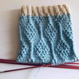 Схема в коллекцию любителей вязать спицами