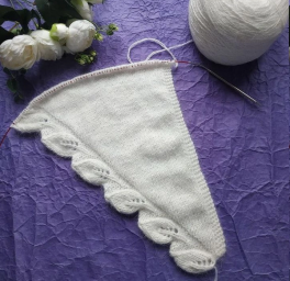 Кромка в виде листьев, вяжем спицами