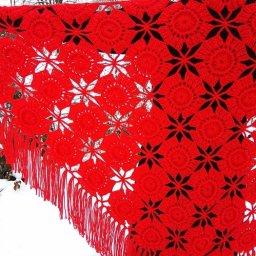 Шаль крючком безотрывным вязанием