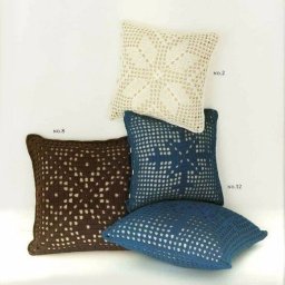 Вязаные чехлы на подушки крючком