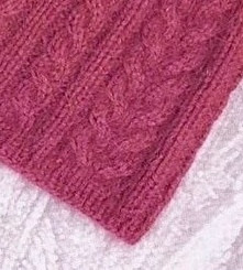 Шапка спицами из бобиной норки