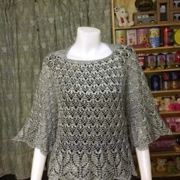 Ажурная кофточка регланом сверху крючком