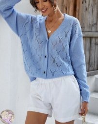 Κофточка модного в этом году цвeта