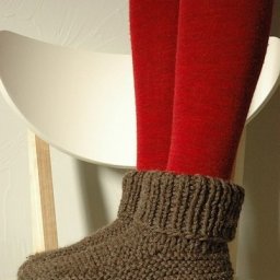 Вяжем носки на 2 спицах