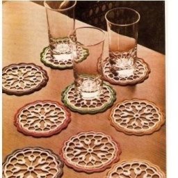 Симпатичные подставки, связанные крючком