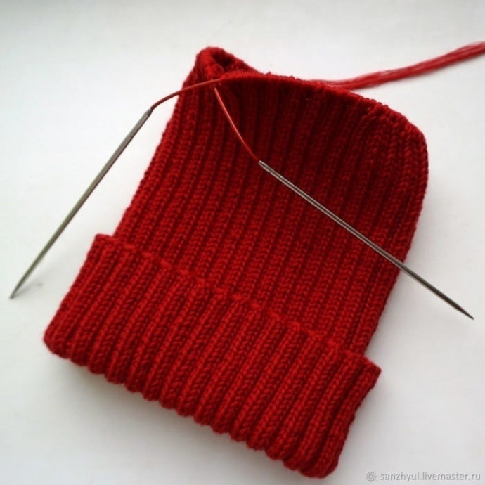 Шапка-резинка с небанальной макушкой. Мастер-класс Шапка-резинка с небанальной макушкой. Мастер-класс