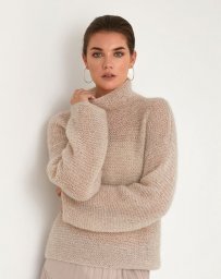 Модный свитер для женщин