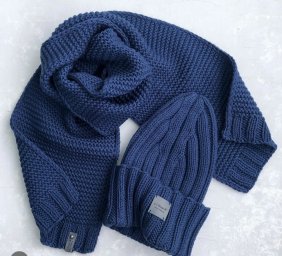 Шарф, связанный спицами