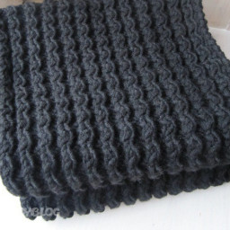 Вяжем простенький шарф - хороший вариант для новичков!