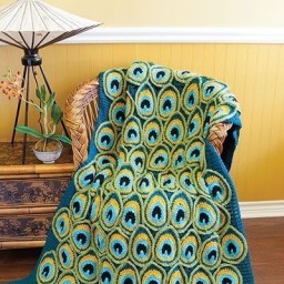 Вяжем "павлинье перо" крючком