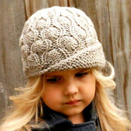 Шапочка для юной модницы