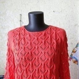 Яркий джемпер спицами