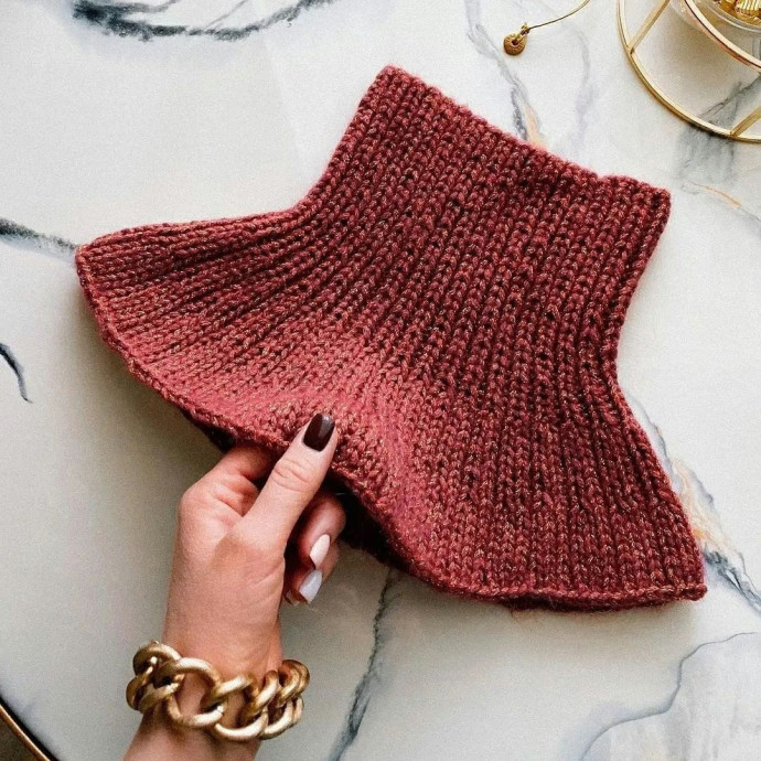 Манишка спицами Манишка спицами