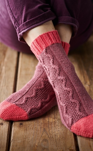 Веселенькие носки Hilde by Rachel Coopey